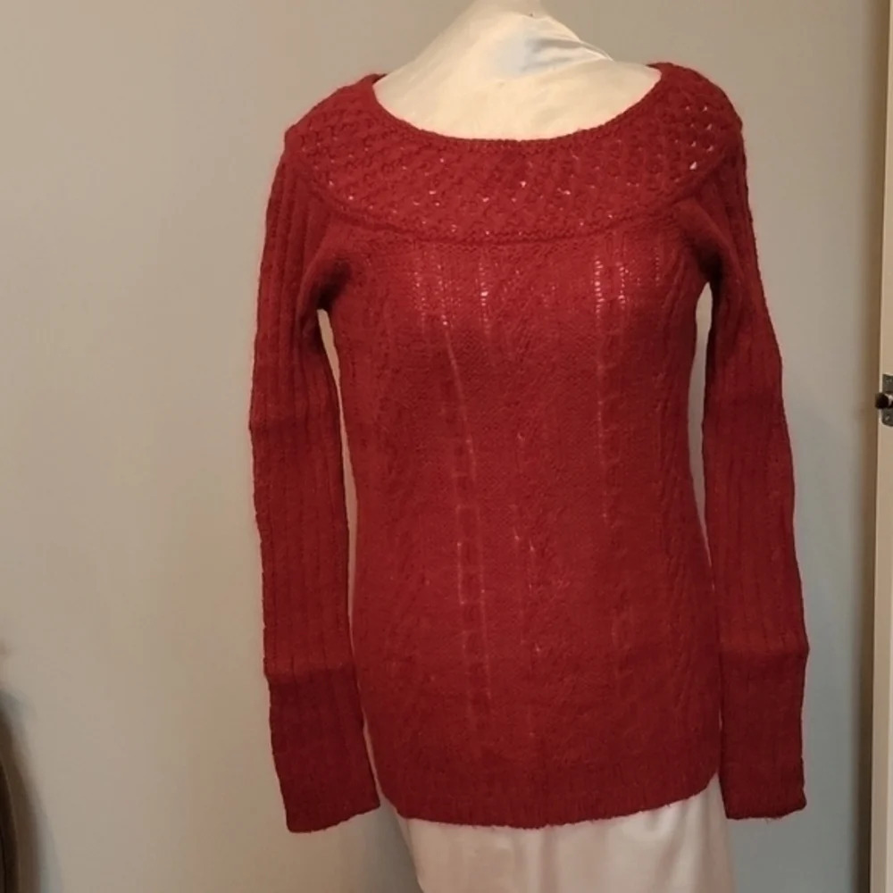 ANN TAYLOR LOFT‎ DARK RED WOOL SWEATER (sz small)
